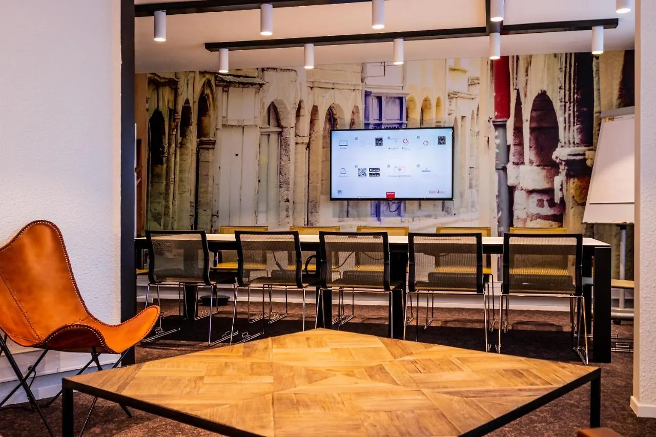 Novotel Lyon Bron Meeting & Events Hotel