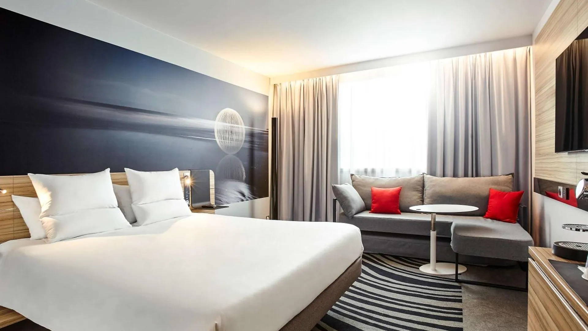 Novotel Lyon Bron Meeting & Events 4*,  Francia