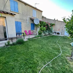 Avignon- Montfavet En Périphérique Du Centre D'avignon Wifi Avec Grand Parking Сasa de vacaciones