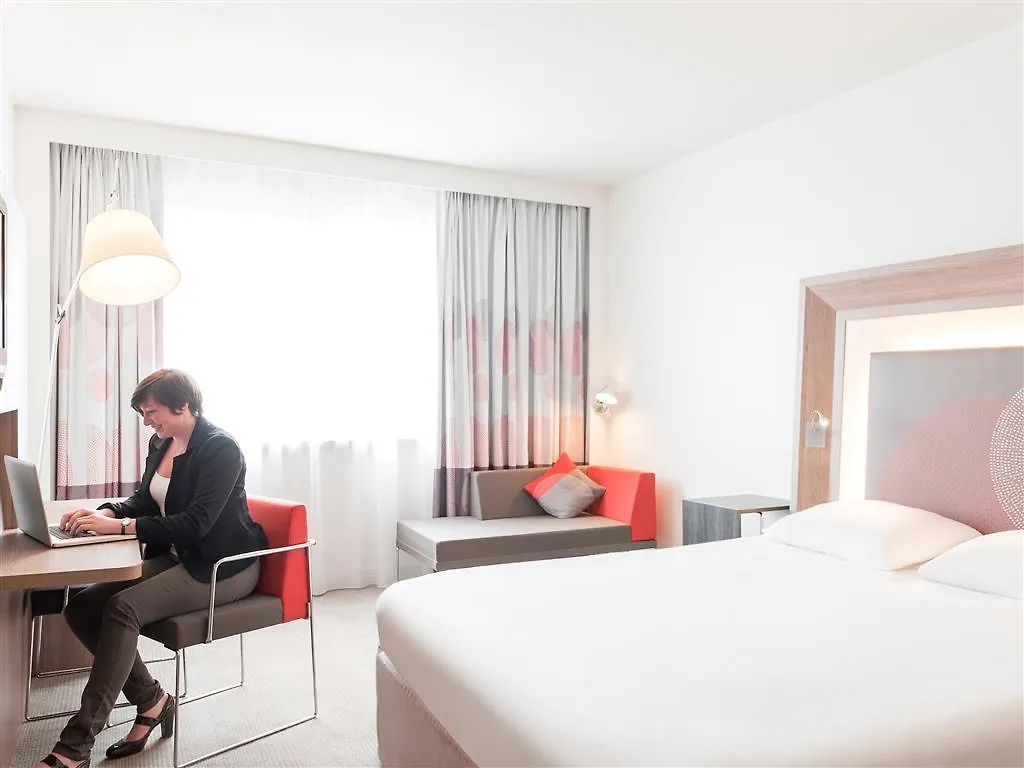 Novotel Lyon Bron Meeting & Events 4*,  France