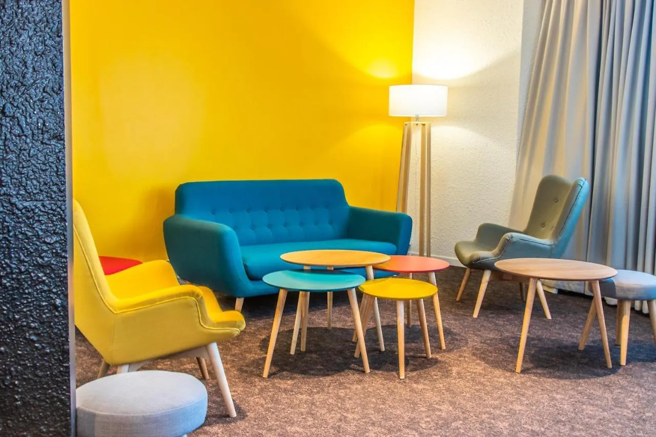 Novotel Lyon Bron Meeting & Events 4*,