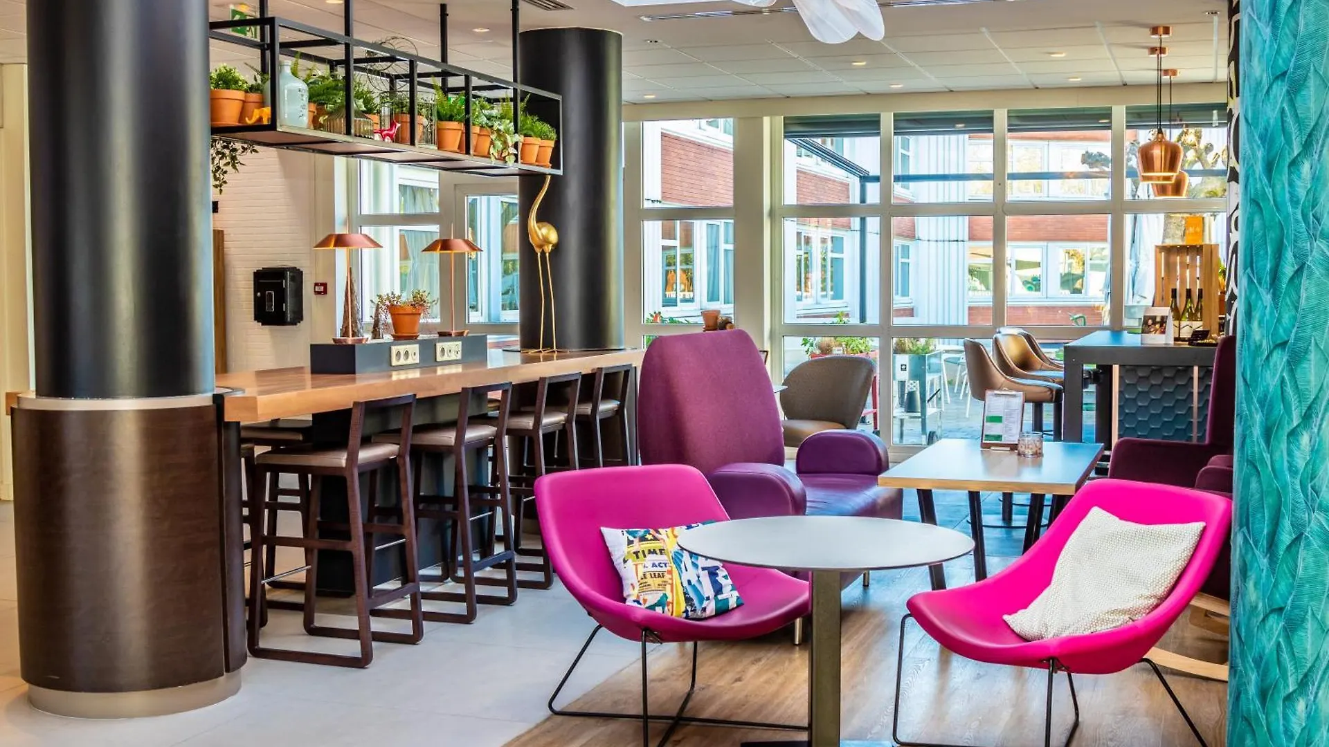Novotel Lyon Bron Meeting & Events 4*,